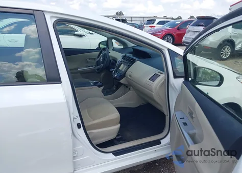 2012 Toyota Prius V Three из США, поврежденный, VIN JTDZN3EU5C3179340